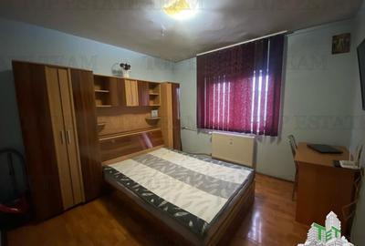 Apartament 3 camere,  balcon, de vanzare, Nerva Traian - 3