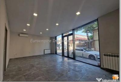 Spațiu comercial, de 44 mp, în Trocadero - 3