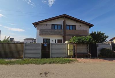 Vila duplex-mobilata si utilata - 4 camere - 2 bai-dressing- str asfaltata- Vila duplex-mobilata si utilata - 4 camere - 2 bai-dressing- str asfaltata- - 1