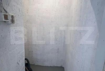 Apartament cu 3 camere decomandat în Gruia - 9