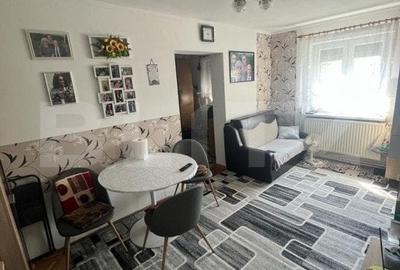 Apartament de vanzare, 47 mp , Zona Micro 14