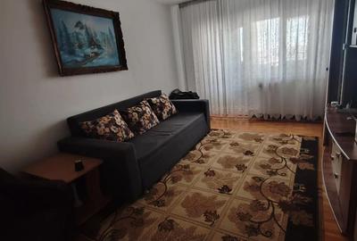 Apartament cu 3 camere decomandat în Central - 2