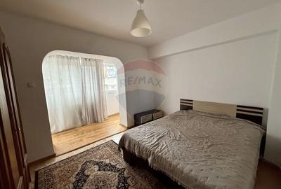 Apartament cu 3 camere decomandat în Andrei Mureșanu - 1