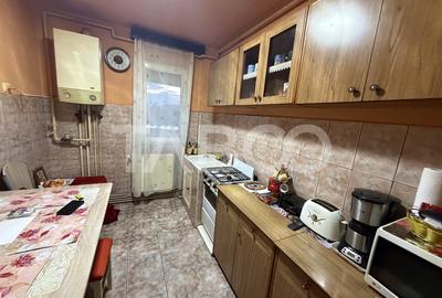 Apartament cu 3 camere semidecomandat, mobilat în Făgăraș - 6