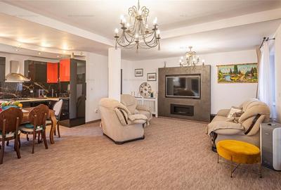 Vila superba cu 5 camere si 4 bai Bunloc Brasov Comision 0% - 5