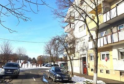 Apartament 3 camere decomandat | Micro 17 | Strada Vasile Lupu - 7