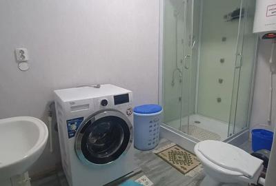 Casă cu 3 camere cu Teren 105 Mp în Piața Centrală