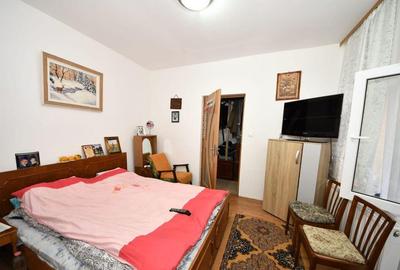 Casă cu 5 camere cu Teren 681 Mp în Bd. Coșbuc - 2