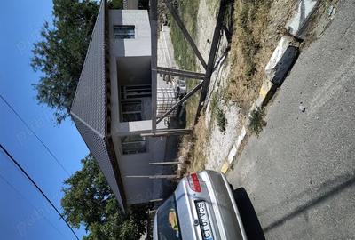 Casa de vanzare