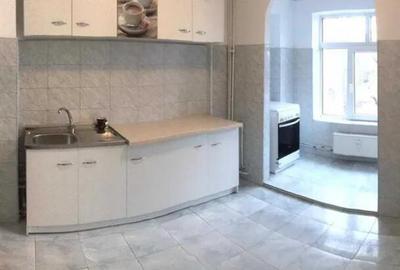 Apartament cu 2 Camere Decomandate - etaj 2 Zona Burdujeni - 2