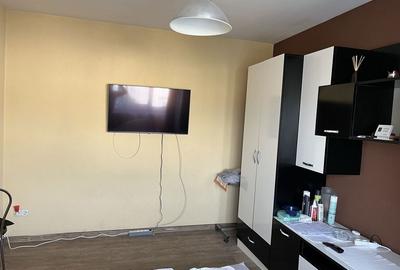 Garsonieră decomandată în Central - 1