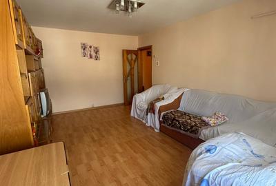 Apartament cu 2 camere decomandat în Radu Negru - 2