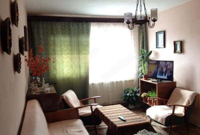 Vand apartament 3 camere, Hunedoara, centru civic, Micro1 - 2