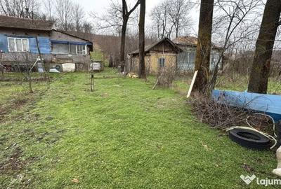 Teren de 2038 mp, în Ghercești - 11