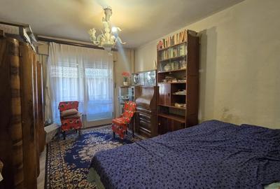 Apartament cu 3 camere semidecomandat, mobilat în P-ța Unirii - 4