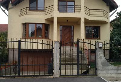 Casa de vanzare in Campia Turzii,in zona noua si linistita - 1