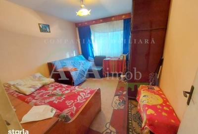 Apartament cu 3 camere decomandat în Cornișa - 4