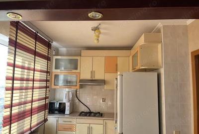 Garsonieră decomandată în Moșilor