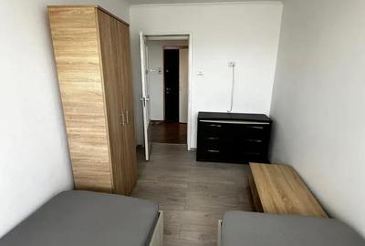 Apartament cu 3 camere decomandat în Brad - 4