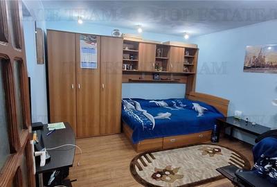 Casa  spatioasa cu 5 camere si curte proprie in Zona Bratianu, Constanta - 3