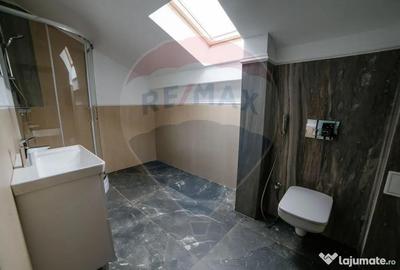 Spațiu comercial, de 2,300 mp, în Central - 9