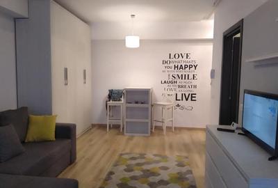 Proprietar. Unirii, Parcul Carol, vând garsonieră complet mobilată