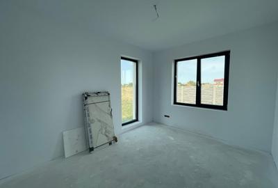 Duplex cu 5 camere cu Teren 300 Mp în Urseni - 6