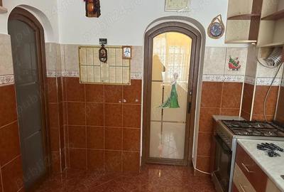 Apartament cu 2 camere decomandat în Central - 4