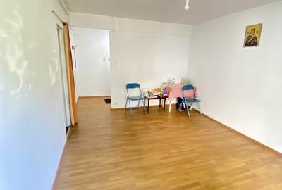 Garsoniera libera la vanzare zona Bartolomeu - 2