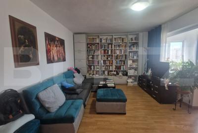 Apartament 91 mp, 3 camere, 2 bai, etaj intermediar, vedere panoramica, Vlahuta