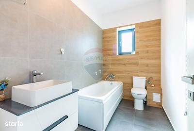 Casă cu 4 camere cu Teren 501 Mp în Balotești - 7