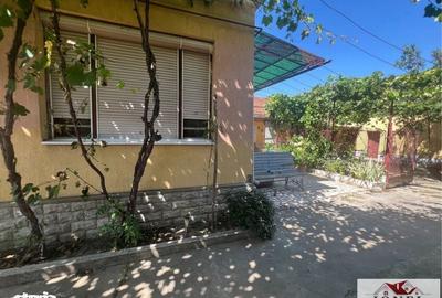 Casă cu 4 camere cu Teren 265 Mp în Central - 5