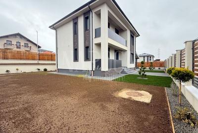 Casă individuală cu 4 camere cu Canalizare în Chinteni - 1