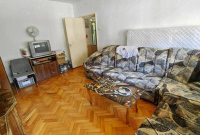 Vand urgent apartament cu 3 camere - 8