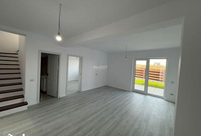 Casă cu 5 camere cu Teren 250 Mp în Valea Lupului - 12