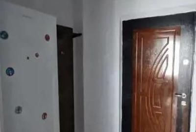 320 Euro! Garsoniera Tatarasi, renovata, la 2 Baieti 320 Euro! Garsoniera Tatarasi, renovata, la 2 Baieti - 3