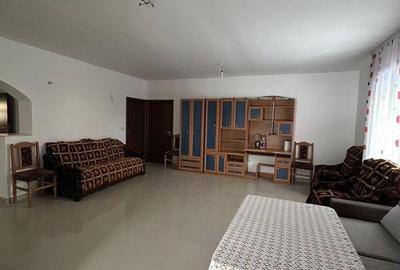 Casă cu Teren 1090 Mp în Central - 8