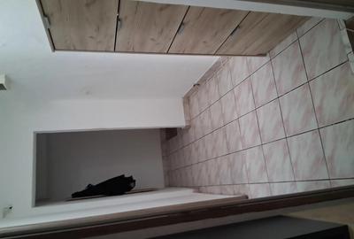 Inchiriez apartament 2 camere - 4