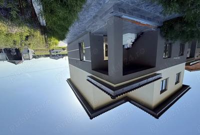 Casă cu 4 camere în Central