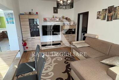 Apartament cu 3 camere decomandat în Decebal - 13