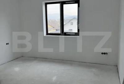 Casă cu 7 camere cu Teren 984 Mp în Central - 2