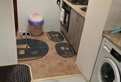 Casă cu 4 camere cu Teren 1190 Mp în Central - 2