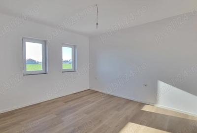 Casă cu 3 camere cu Teren 350 Mp în Șag - 5