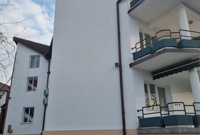 Vila de 688 mp, 700mp teren, 10 parcari, garaj de 60mp - 2