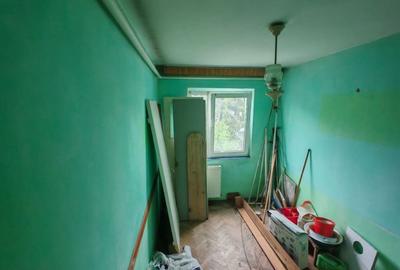 Apartament cu 3 camere semidecomandat în Est - 1