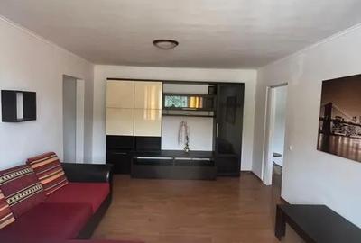 Apartament cu 3 camere semidecomandat în Central - 6