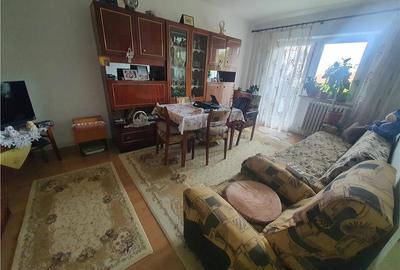 Oferta urgenta! Apartament 3 camere etaj 2,cu pivnita in Valea Aurie - 3