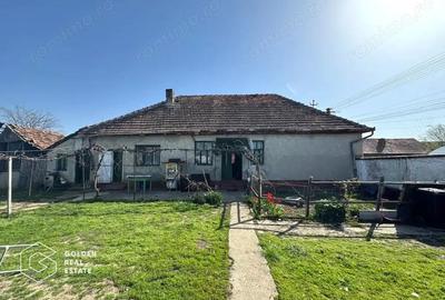 Casa cu teren 959 mp, Iratosu, Zona buna, Comision 0% - 9