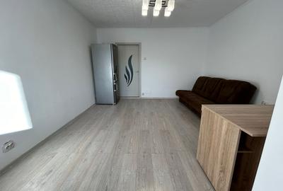 Garsoniera Titan 31 MP Bloc Reabilitat 8 Min Metrou Instalatii Schimbate Garsoniera Titan 31 MP Bloc Reabilitat 8 Min Metrou Instalatii Schimbate - 5