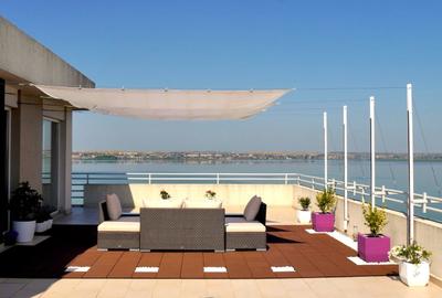 Penthouse cu 3 camere decomandat, mobilat în Central - 4